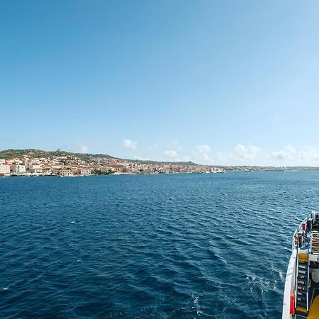 Gorgeous Apartment In La Maddalena With Kitchen Esterno foto