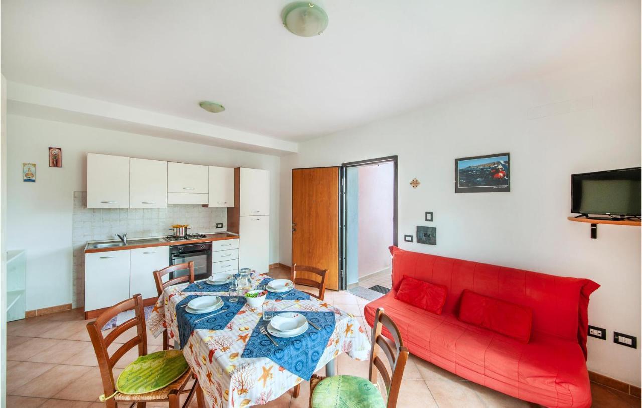 Gorgeous Apartment In La Maddalena With Kitchen Esterno foto